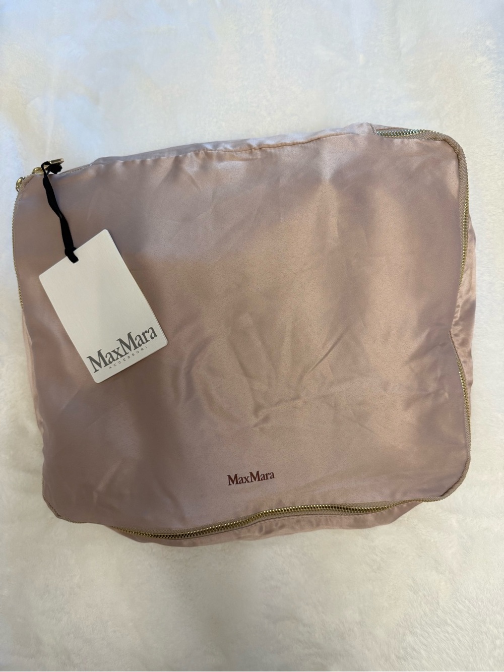 MaxMara Blush Satin Travel Pouch with neck pillow, eye mask and makeup bag NWT